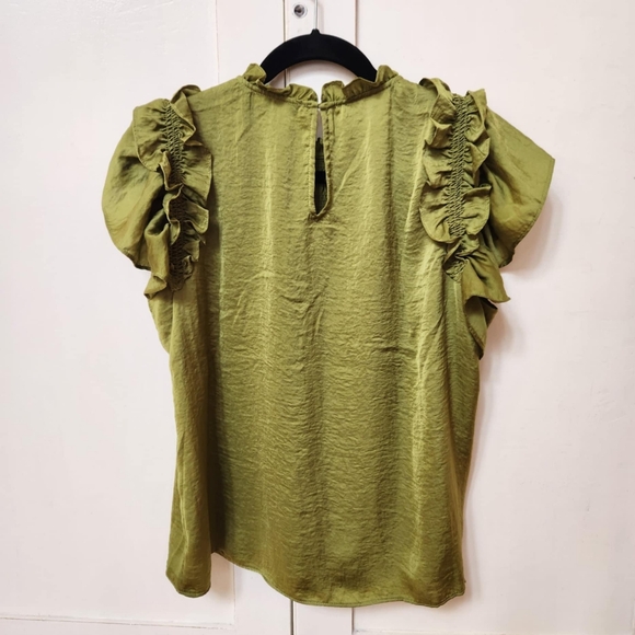 Rose +Olive Sleeveless Ruffled Silky Blouse - Lime Green - Size M - EUC - Picture 2 of 8